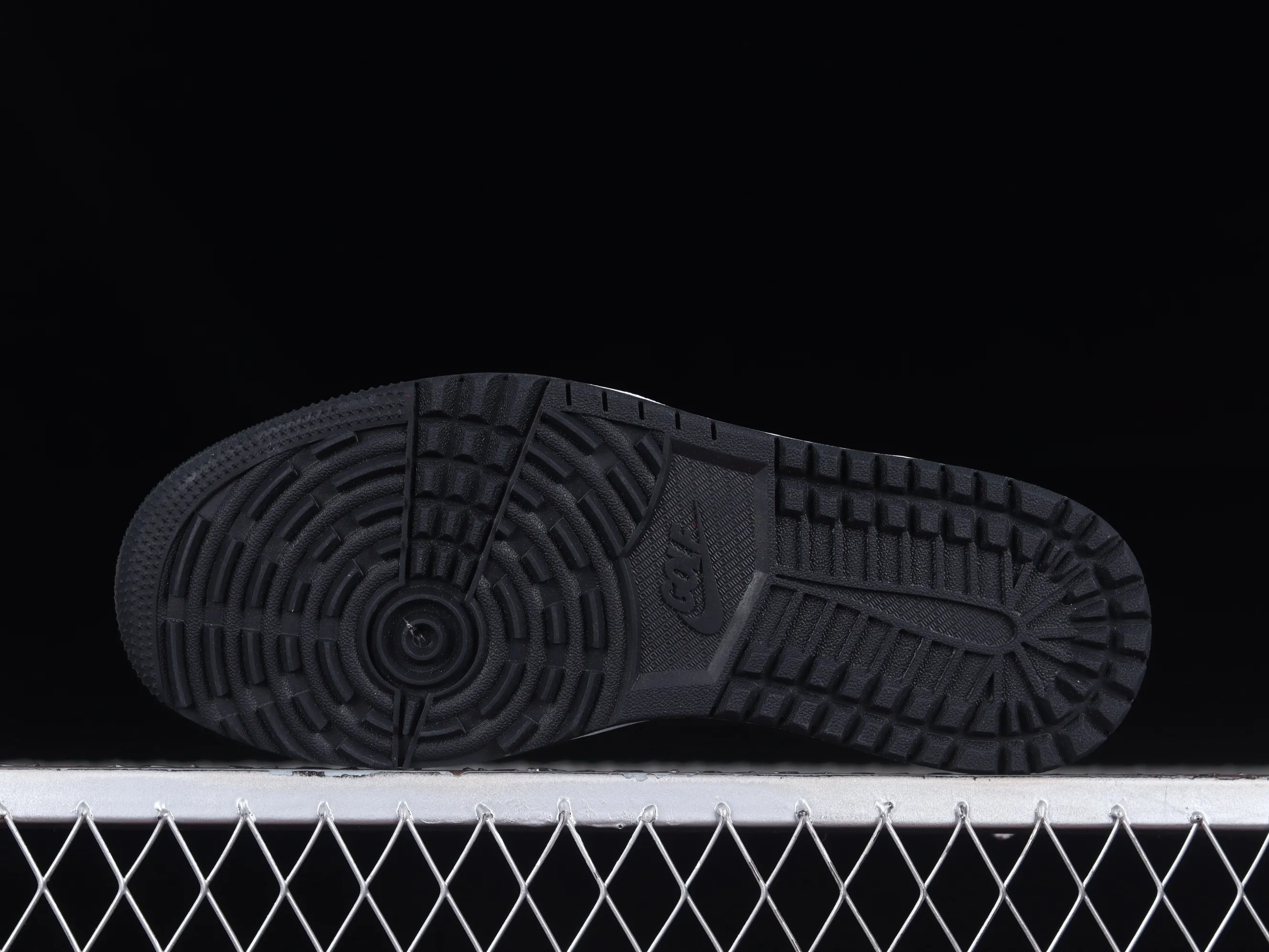 All categories Air Jordan Jordan series basketball shoes Air Jordan 1 Low G version pure original Air Jordan 1 Low Golf "Black Snake Pattern" AJ1 Joe 1 new golf version black snake pattern DD9315-003